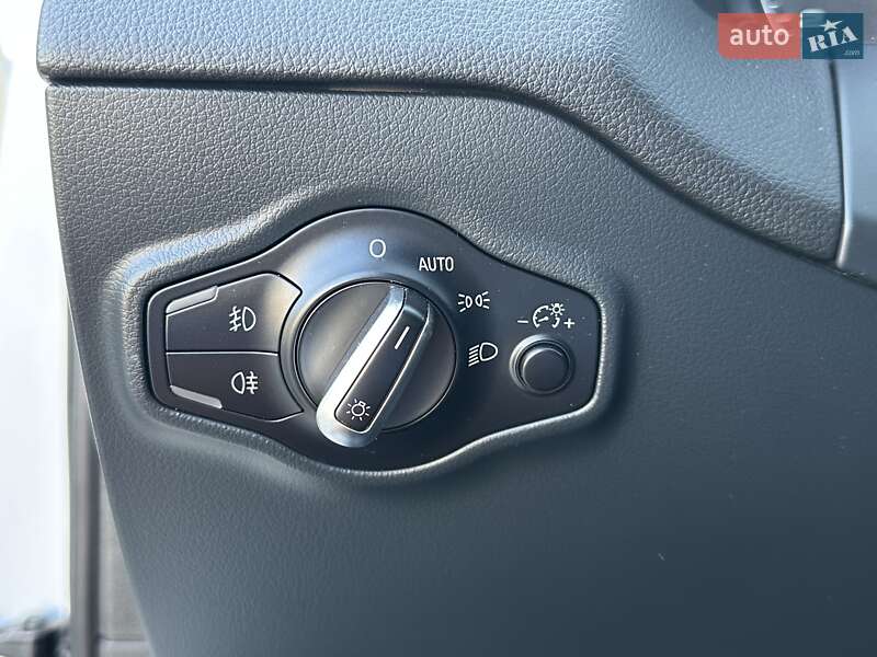 Позашляховик / Кросовер Audi Q5 2014 в Луцьку