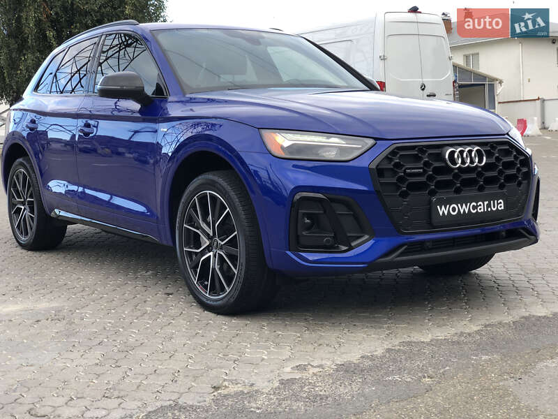 Внедорожник / Кроссовер Audi Q5 2021 в Черновцах