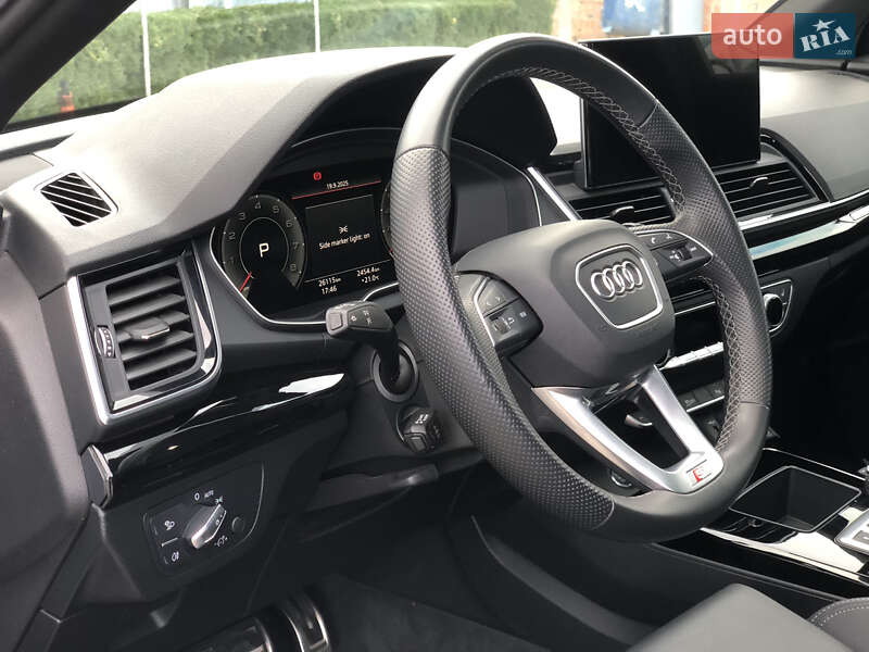 Внедорожник / Кроссовер Audi Q5 2021 в Черновцах