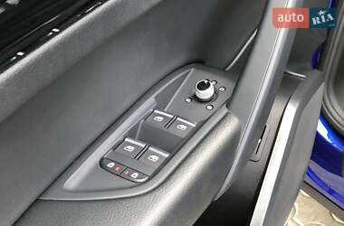 Внедорожник / Кроссовер Audi Q5 2021 в 