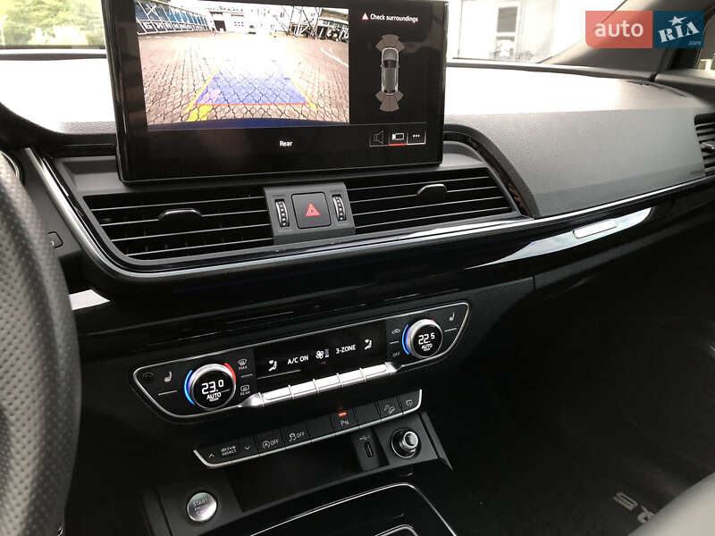 Внедорожник / Кроссовер Audi Q5 2021 в Черновцах