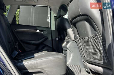 Внедорожник / Кроссовер Audi Q5 2012 в 
