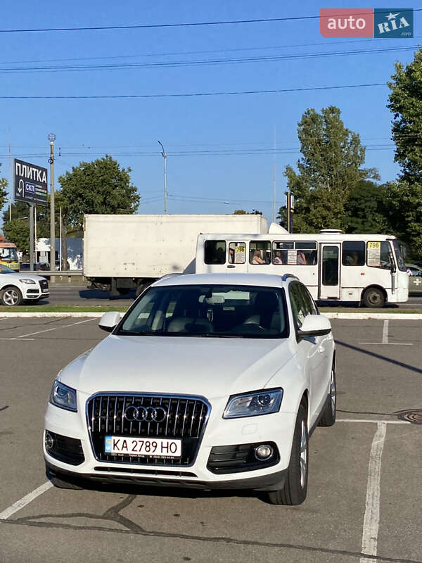 Позашляховик / Кросовер Audi Q5 2014 в Києві