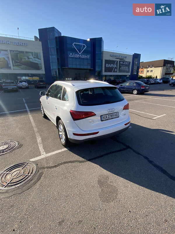 Позашляховик / Кросовер Audi Q5 2014 в Києві