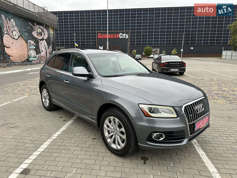 Внедорожник / Кроссовер Audi Q5 2016 в Луцке