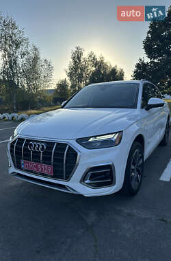 Внедорожник / Кроссовер Audi Q5 2021 в Вараше