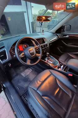 Внедорожник / Кроссовер Audi Q5 2011 в 