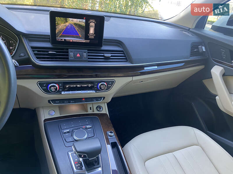 Внедорожник / Кроссовер Audi Q5 2020 в Василькове
