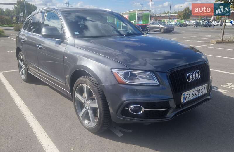 Внедорожник / Кроссовер Audi Q5 2015 в 