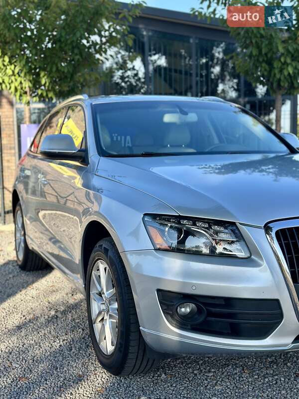 Внедорожник / Кроссовер Audi Q5 2010 в Виннице
