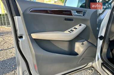 Позашляховик / Кросовер Audi Q5 2010 в 