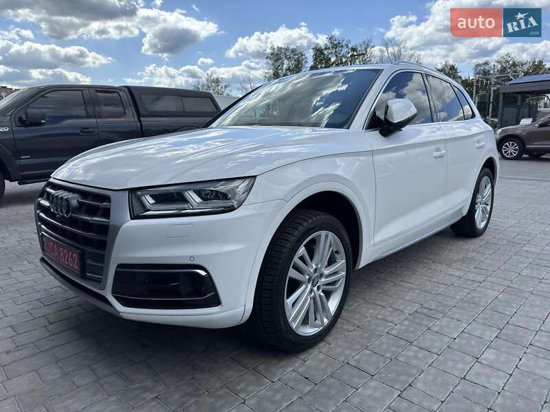 Внедорожник / Кроссовер Audi Q5 2018 в Яремче