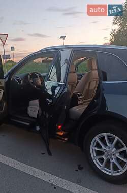 Внедорожник / Кроссовер Audi Q5 2011 в 