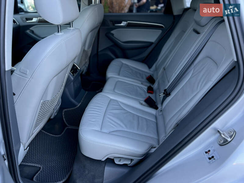 Позашляховик / Кросовер Audi Q5 2014 в Одесі