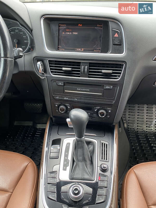 Внедорожник / Кроссовер Audi Q5 2012 в Вараше фото 38 Внедорожник / Кроссовер Audi Q5 2012 в Вараше