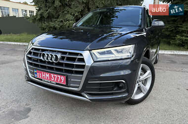 Внедорожник / Кроссовер Audi Q5 2019 в Киеве