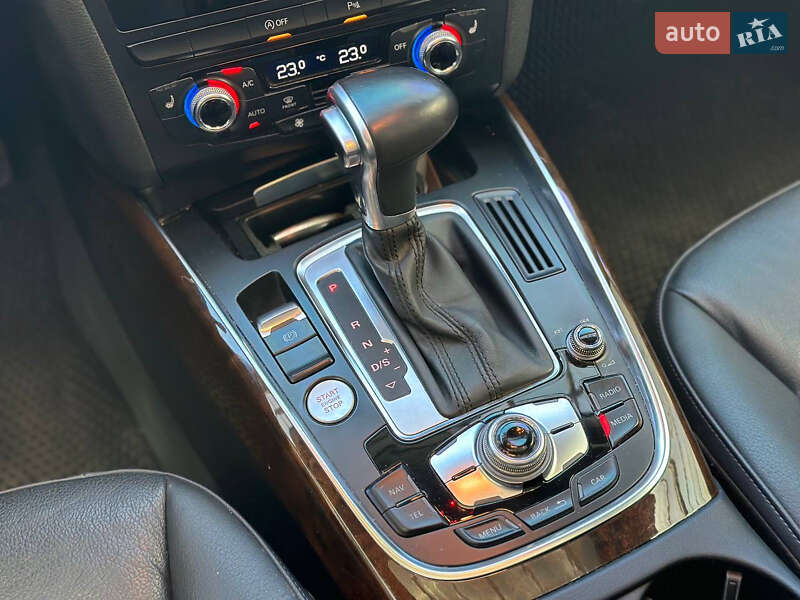 Позашляховик / Кросовер Audi Q5 2015 в Дніпрі