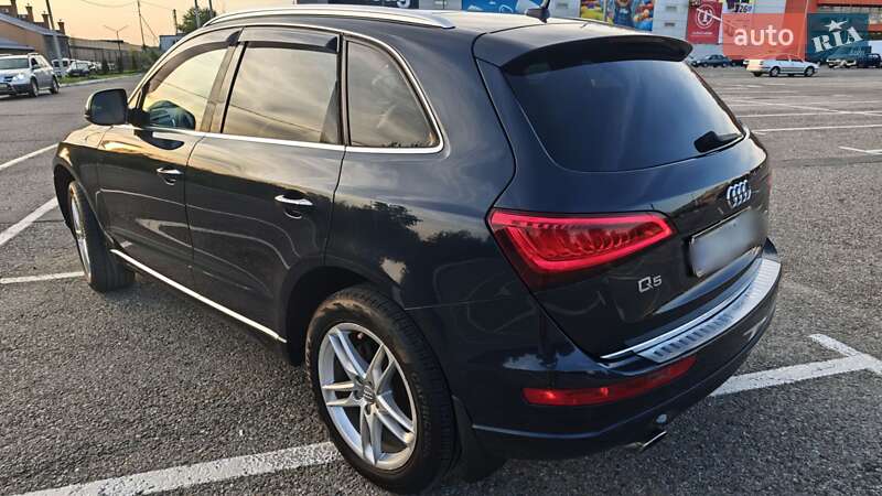 Позашляховик / Кросовер Audi Q5 2016 в Чернівцях