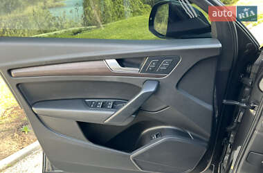 Внедорожник / Кроссовер Audi Q5 2020 в 