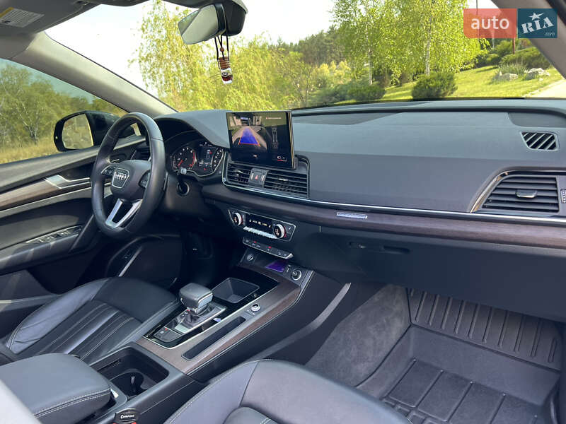 Внедорожник / Кроссовер Audi Q5 2020 в Новомосковске