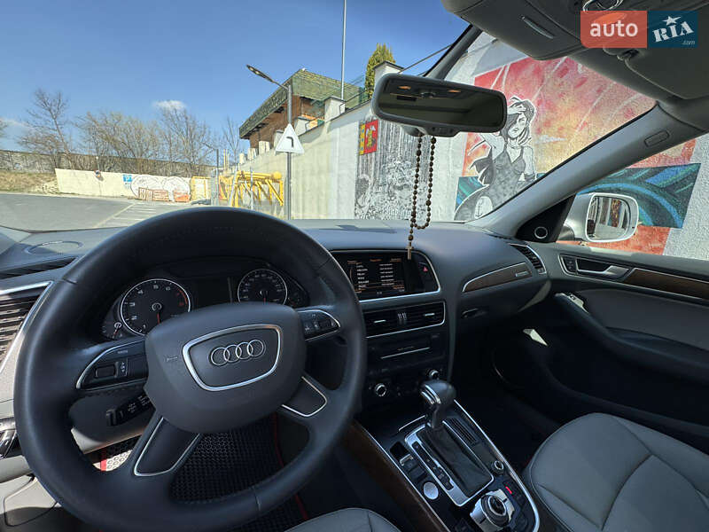 Внедорожник / Кроссовер Audi Q5 2012 в Львове