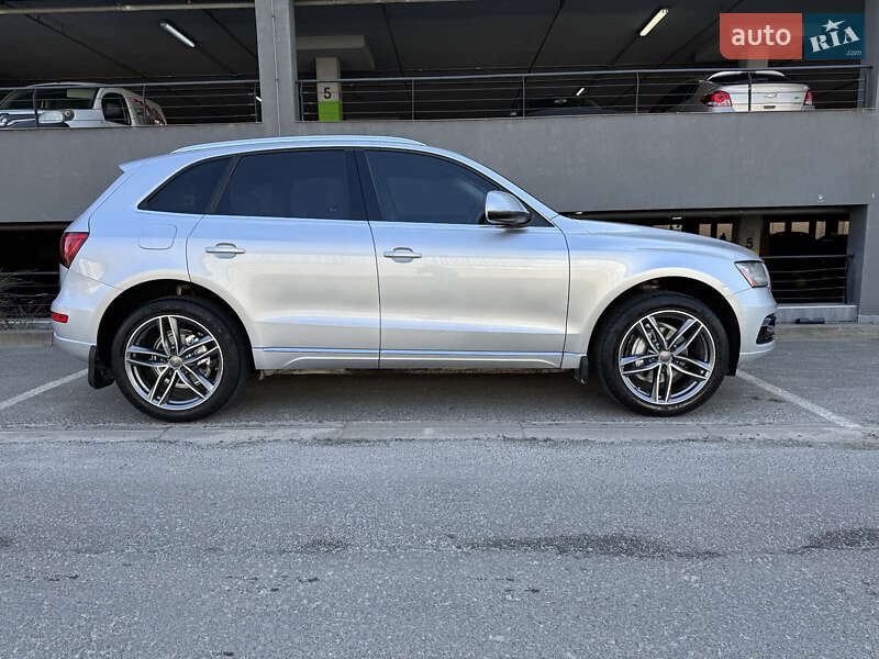 Внедорожник / Кроссовер Audi Q5 2012 в Львове