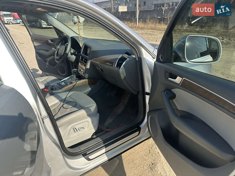 Внедорожник / Кроссовер Audi Q5 2012 в Львове