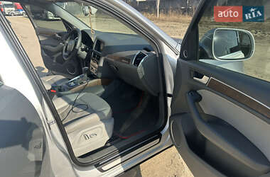Позашляховик / Кросовер Audi Q5 2012 в 