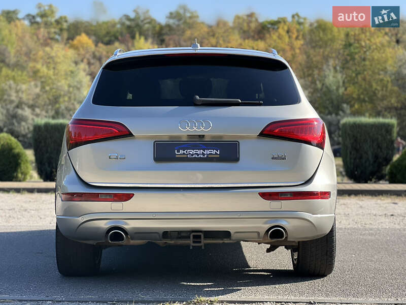 Внедорожник / Кроссовер Audi Q5 2015 в Днепре