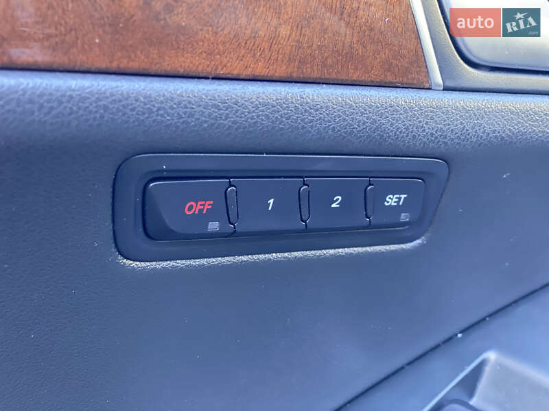 Внедорожник / Кроссовер Audi Q5 2012 в Киеве