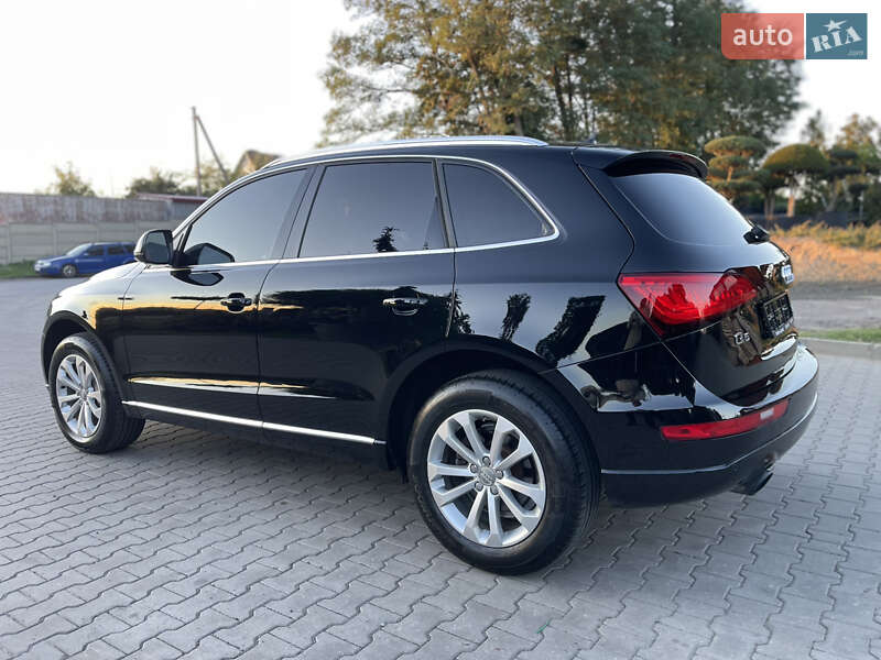 Внедорожник / Кроссовер Audi Q5 2013 в Луцке