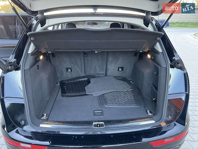 Внедорожник / Кроссовер Audi Q5 2013 в Луцке