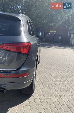 Внедорожник / Кроссовер Audi Q5 2016 в 