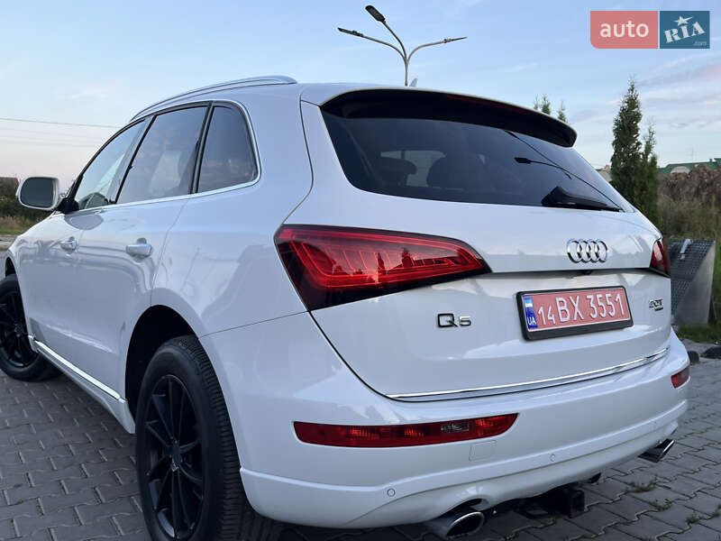 Внедорожник / Кроссовер Audi Q5 2015 в Дрогобыче