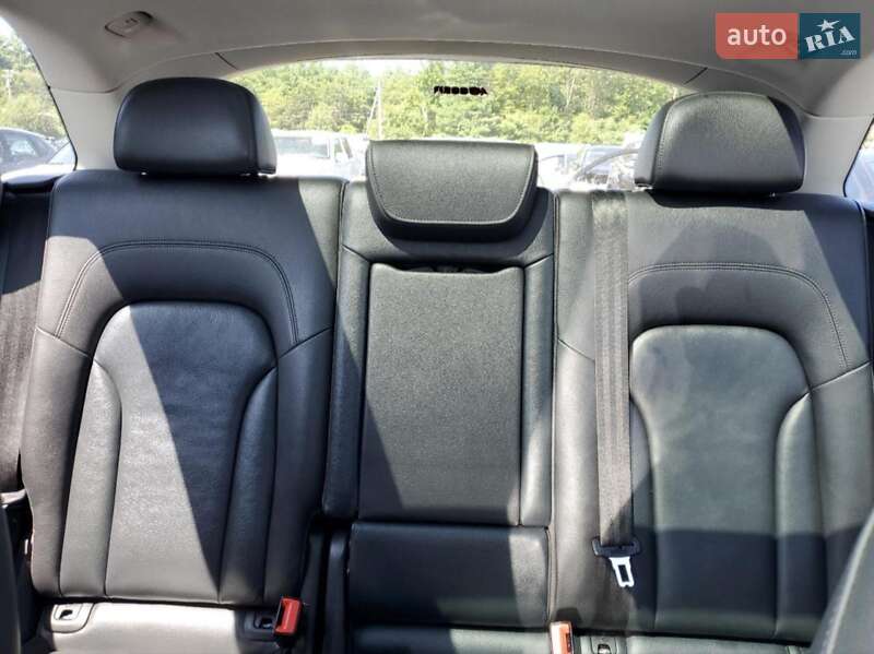 Позашляховик / Кросовер Audi Q5 2015 в Львові