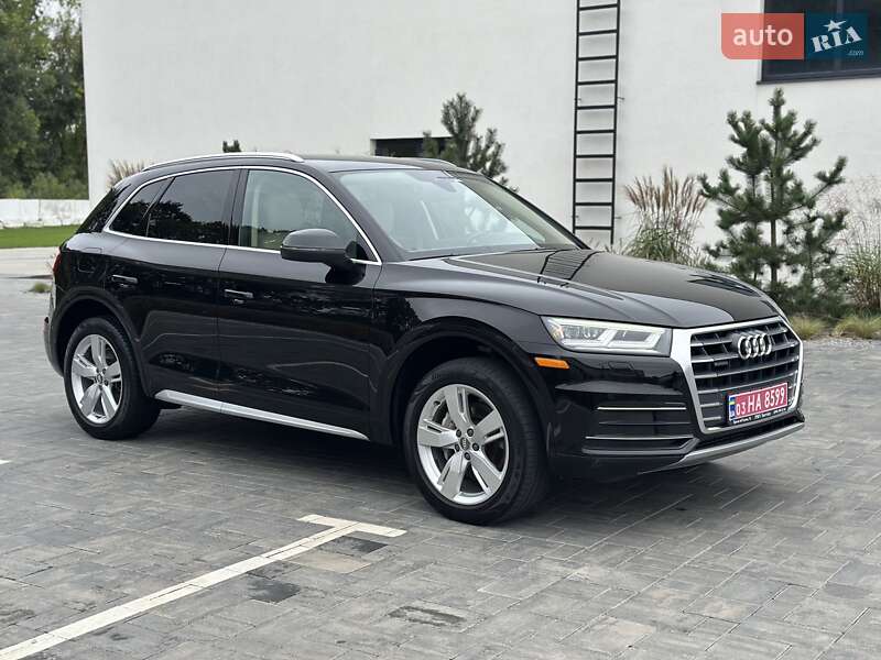 Внедорожник / Кроссовер Audi Q5 2018 в Луцке