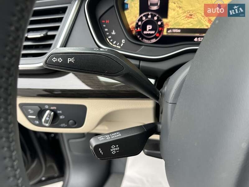 Внедорожник / Кроссовер Audi Q5 2018 в Луцке