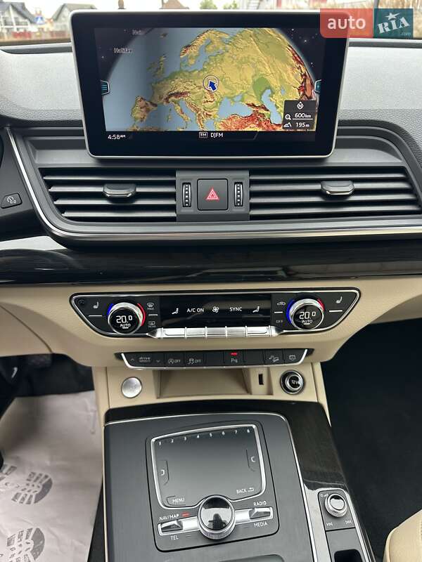 Внедорожник / Кроссовер Audi Q5 2018 в Луцке