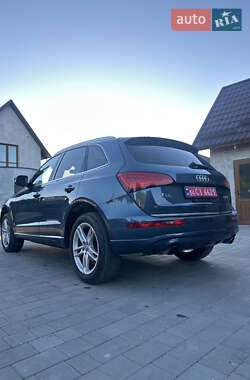 Внедорожник / Кроссовер Audi Q5 2015 в 