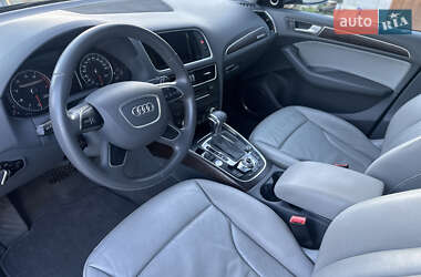 Внедорожник / Кроссовер Audi Q5 2015 в 