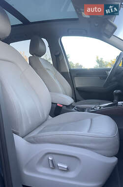 Внедорожник / Кроссовер Audi Q5 2015 в 