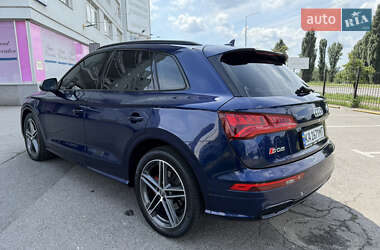 Внедорожник / Кроссовер Audi Q5 2020 в 