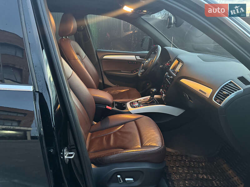 Внедорожник / Кроссовер Audi Q5 2016 в Ивано-Франковске