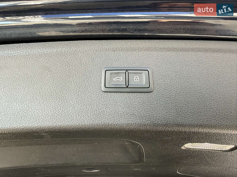 Позашляховик / Кросовер Audi Q5 2017 в Львові