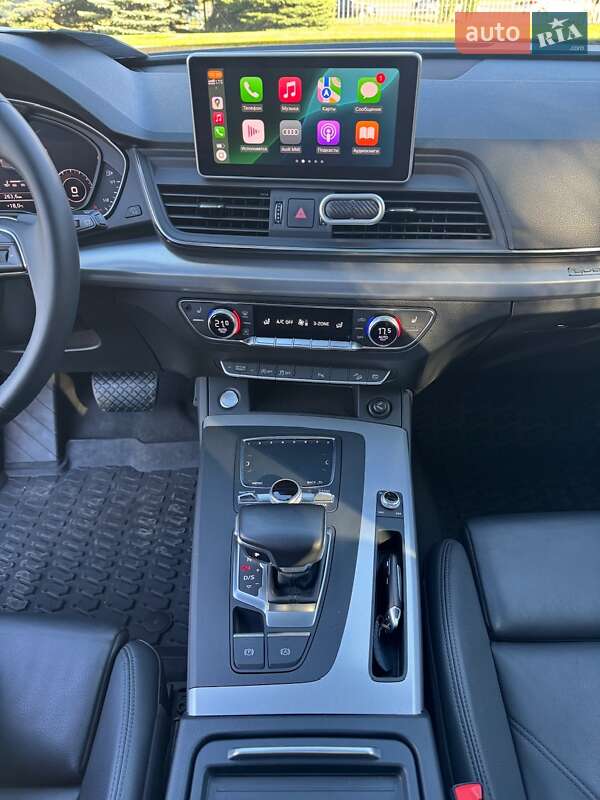 Внедорожник / Кроссовер Audi Q5 2016 в Киеве