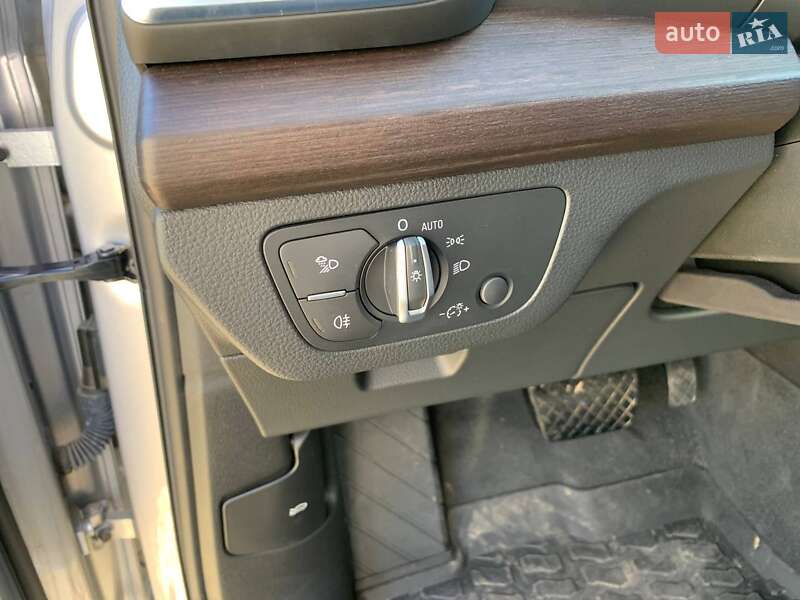 Внедорожник / Кроссовер Audi Q5 2022 в Стрые
