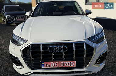 Внедорожник / Кроссовер Audi Q5 2022 в 