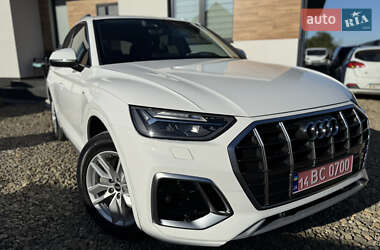 Внедорожник / Кроссовер Audi Q5 2022 в 