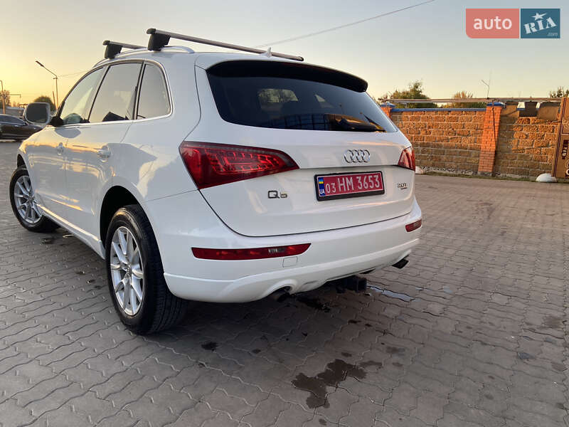 Внедорожник / Кроссовер Audi Q5 2012 в Владимире