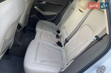 Позашляховик / Кросовер Audi Q5 2012 в 